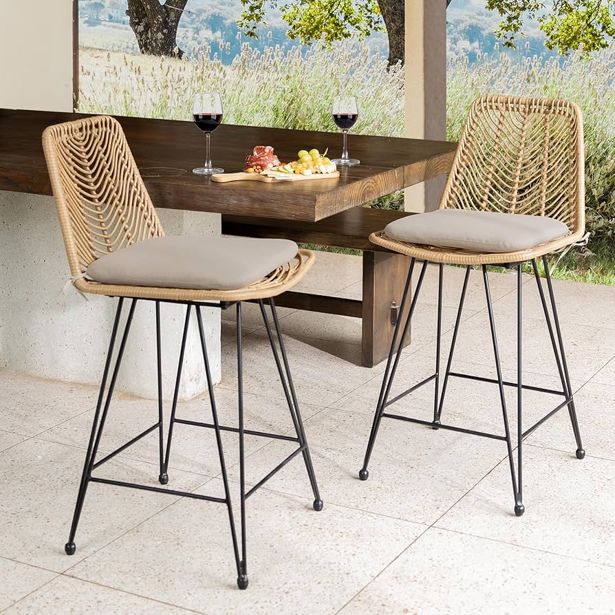 Outdoor Bar Stools Manufacturers in Canada
