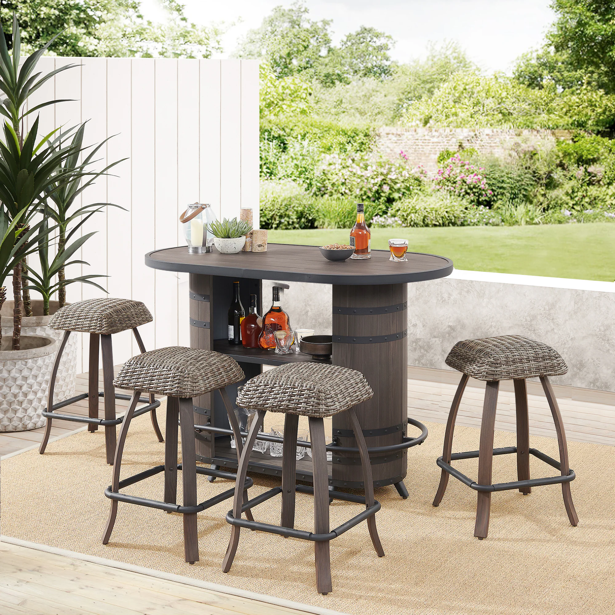 Outdoor Benches Manufacturers in Canada