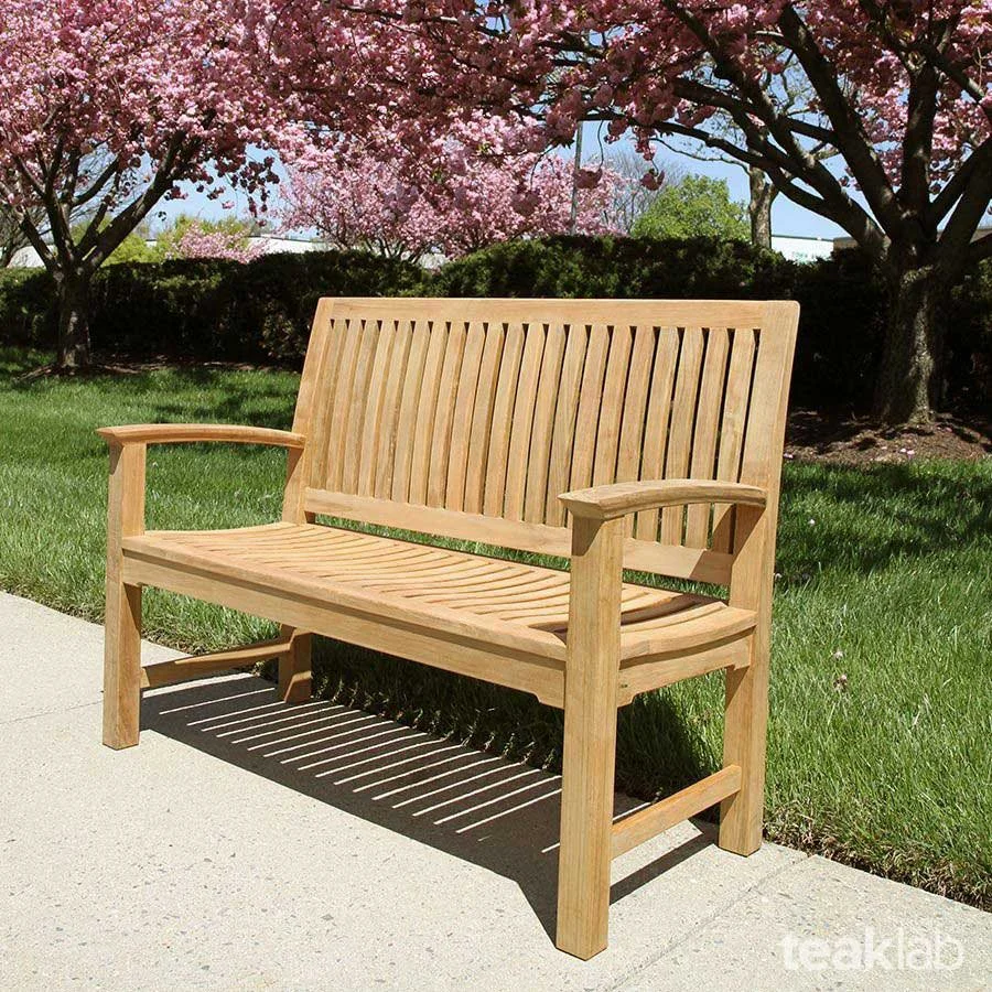 Outdoor Benches Manufacturers in Canada