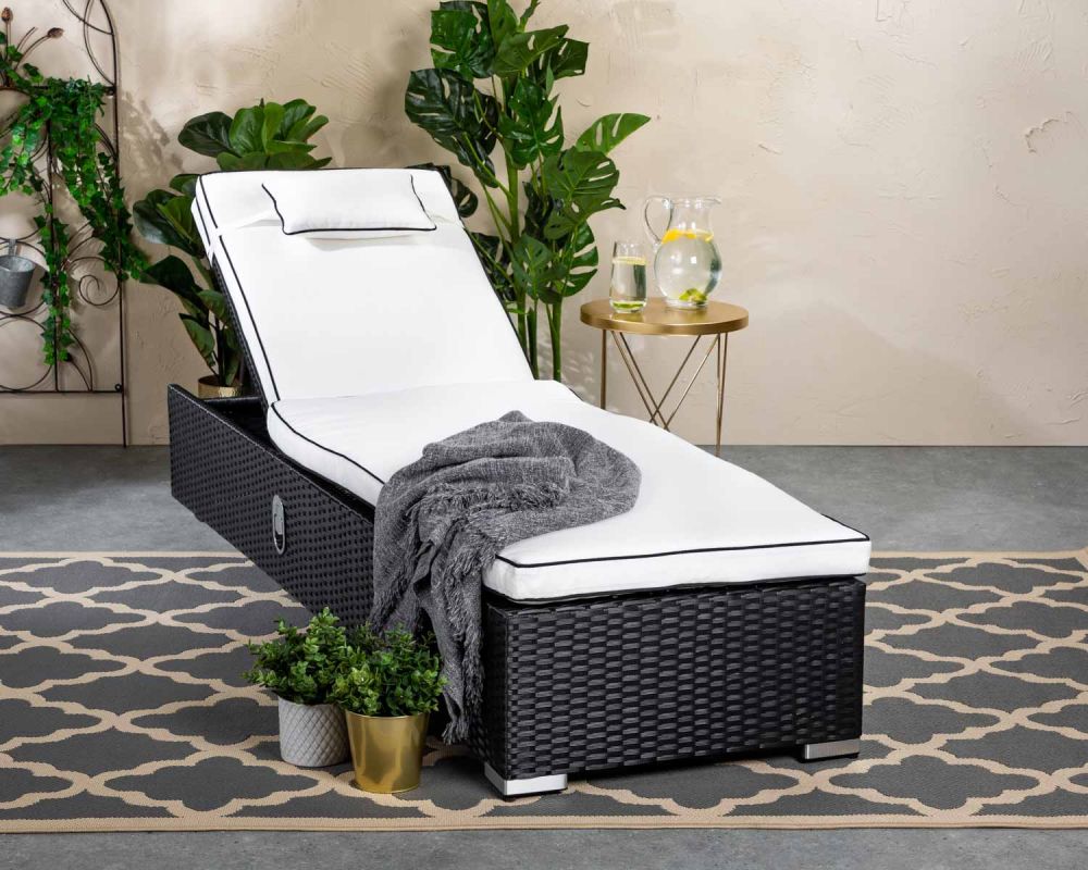 Rattan Lounger Manufacturers in Canada